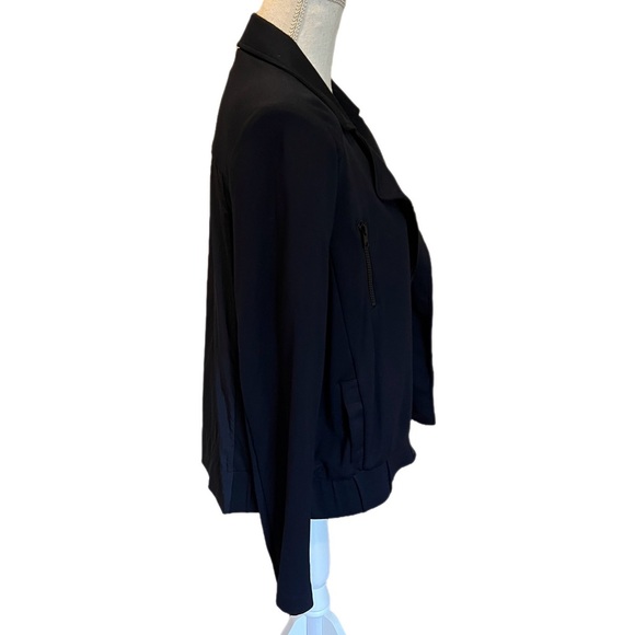 Cabi Chance Asymetrical Zip Navy Jacket Size Medium Style# 5476 - Picture 7 of 9